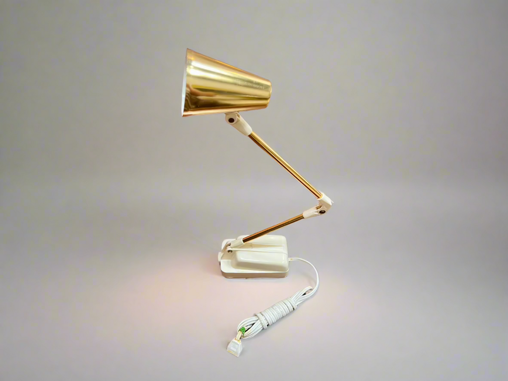Hi-intensity LAMP